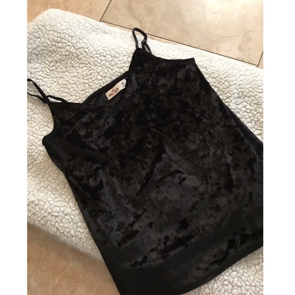 Hollister Tops - Black Hollister Velvet Top